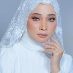 Lumina Glowing Grey Soft Contact Lens