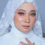 Lumina Glowing Grey Soft Contact Lens